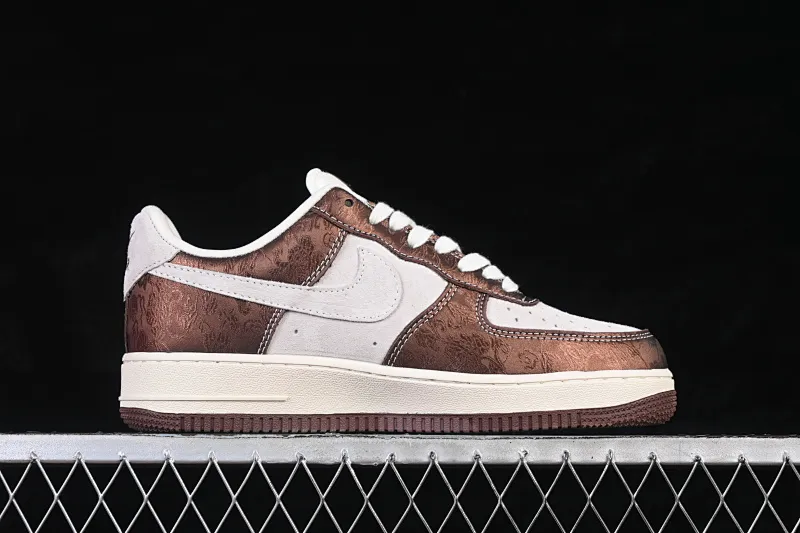 All categories Nk Air Force 1 Air Force series Nk Air Force 1 Low Air Force low-top Nike Air Force 1'07 Low Year of the Horse limited white brown Chinese style Air Force 1 low-top casual sneakers KD1688-005